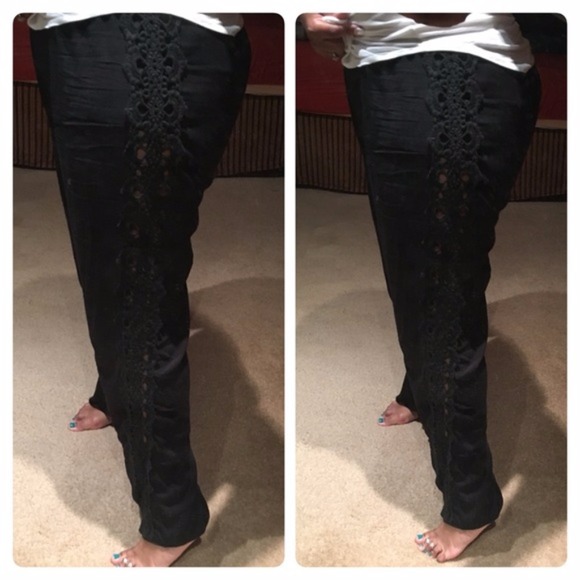 Palazzo Pants with Crocheted Detailing - Picture 2 of 3